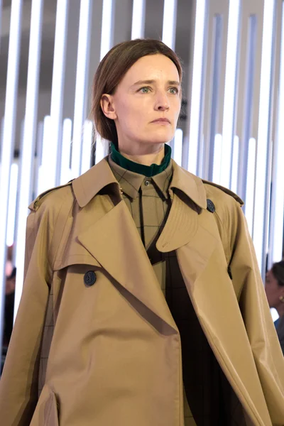Look 34